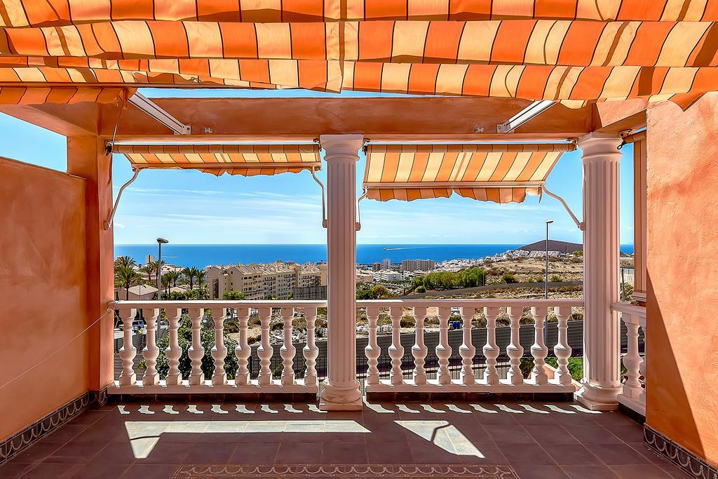 Villa In Los Cristianos Los Cristianos  Dış mekan fotoğraf