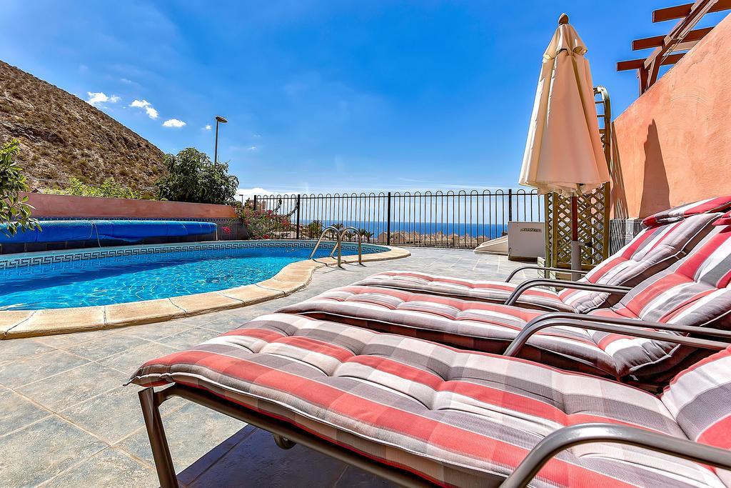 Villa In Los Cristianos Los Cristianos  Dış mekan fotoğraf
